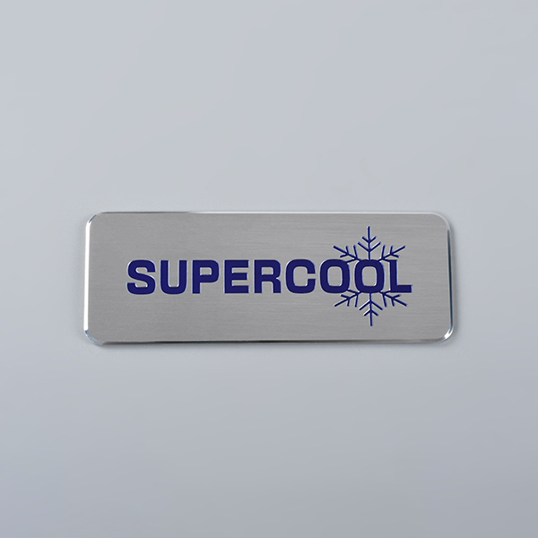 Anodiserad aluminium namnskylt
