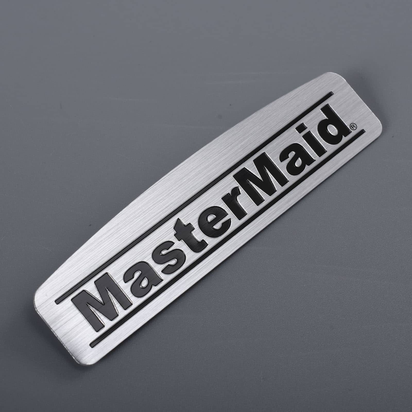 Logotagg för silverborstad aluminiumplåt