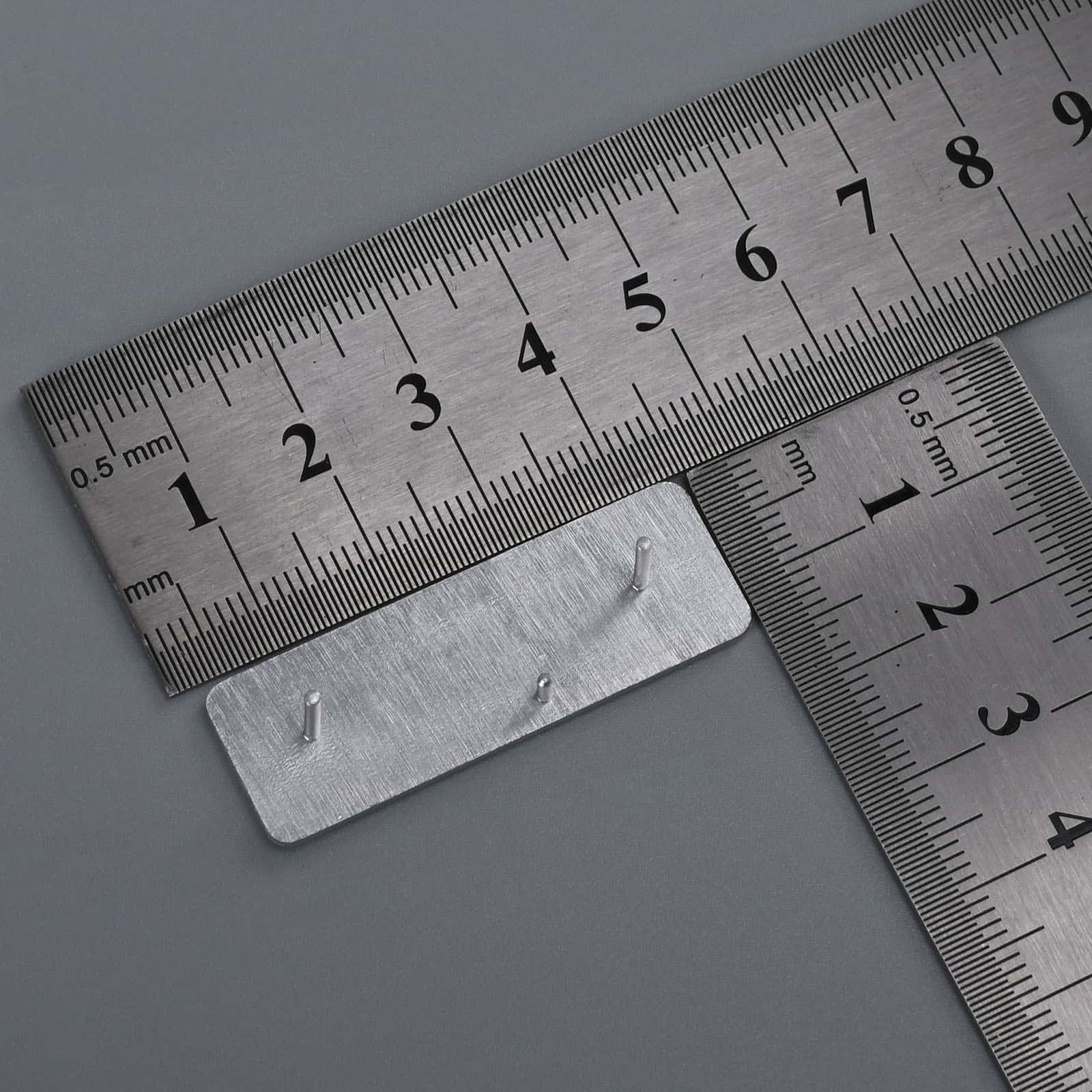 Annodiserad matt silver aluminium namnskylt