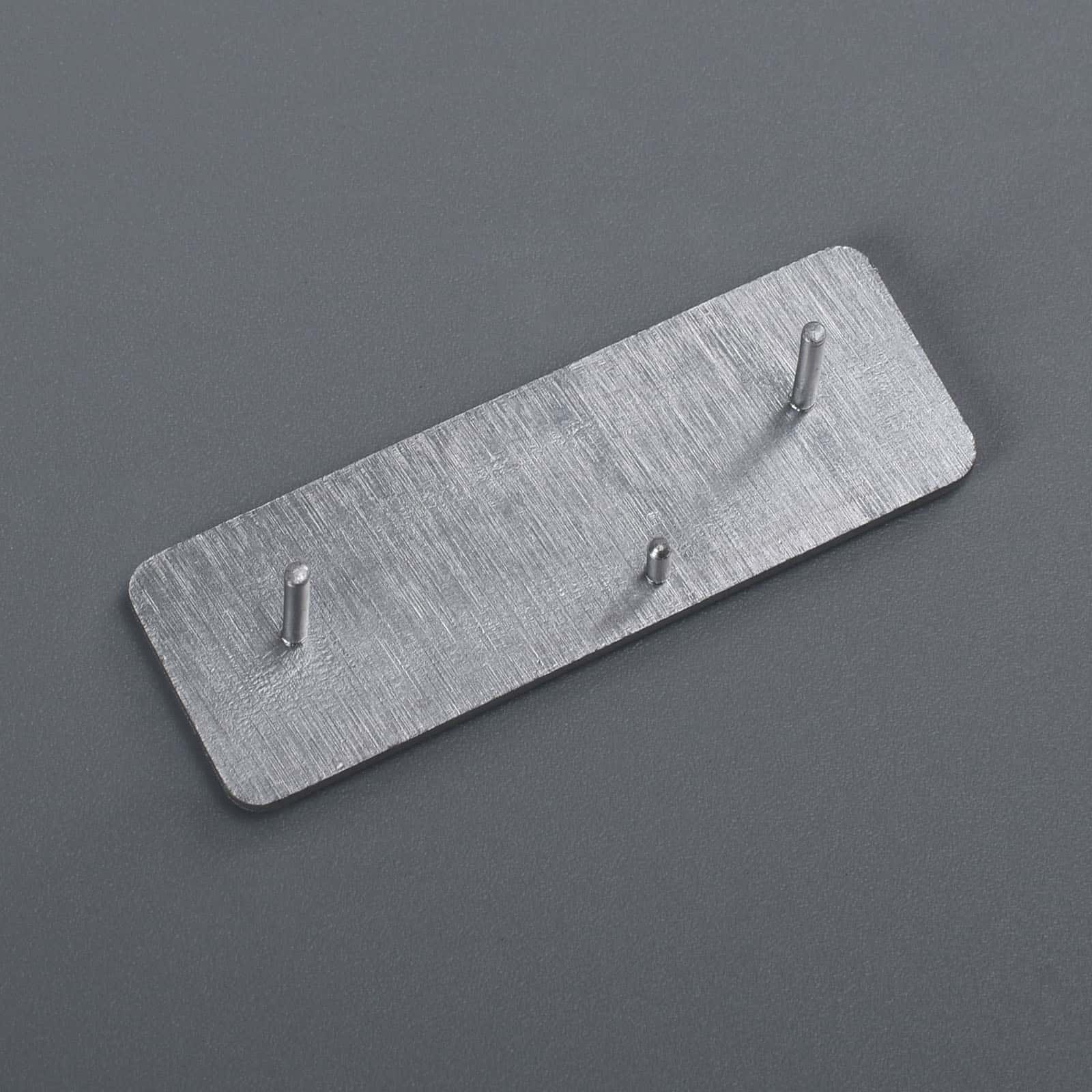 Annodiserad matt silver aluminium namnskylt