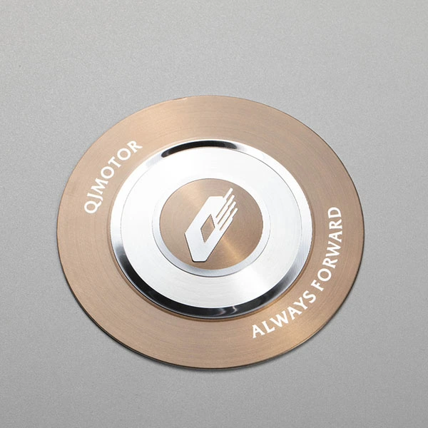 3D-aluminiumklistermärke