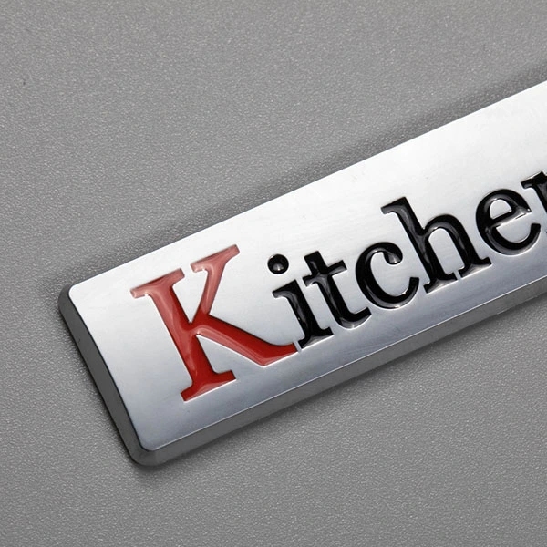 Tillverkare Custom ABS Plast Letter Emblem Sticker Specialized kylskåp dekorativa Emblem