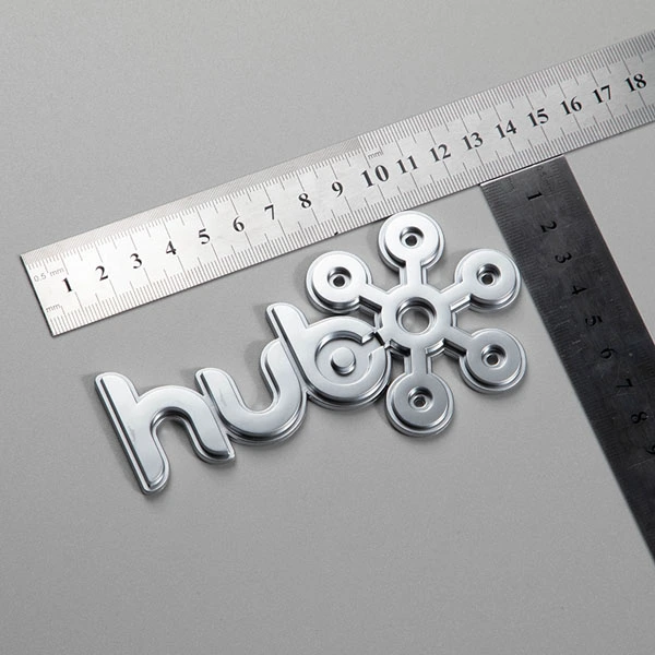 ABS-etikett med Chrome-logotyp