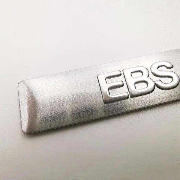 Metallnamnskylt Logotyp i aluminium