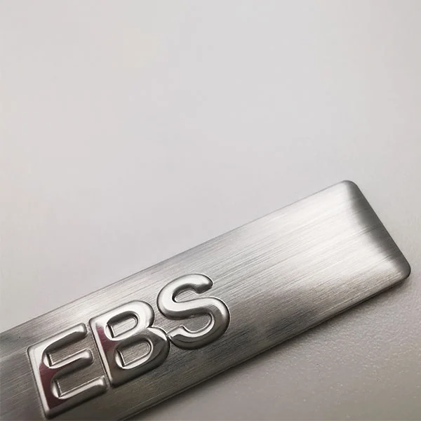Metallnamnskylt Logotyp i aluminium