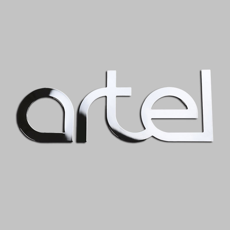 Metall klistermärke Logotyp
