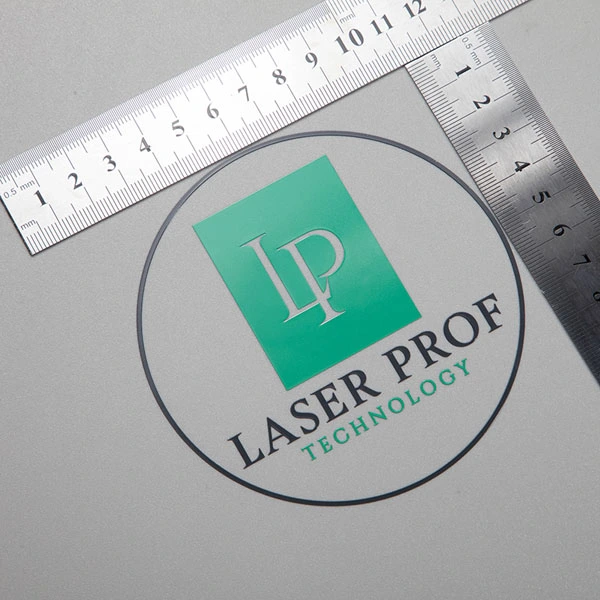 Nickel-logotyp metalletikett