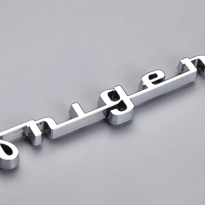 Självhäftande emblem
